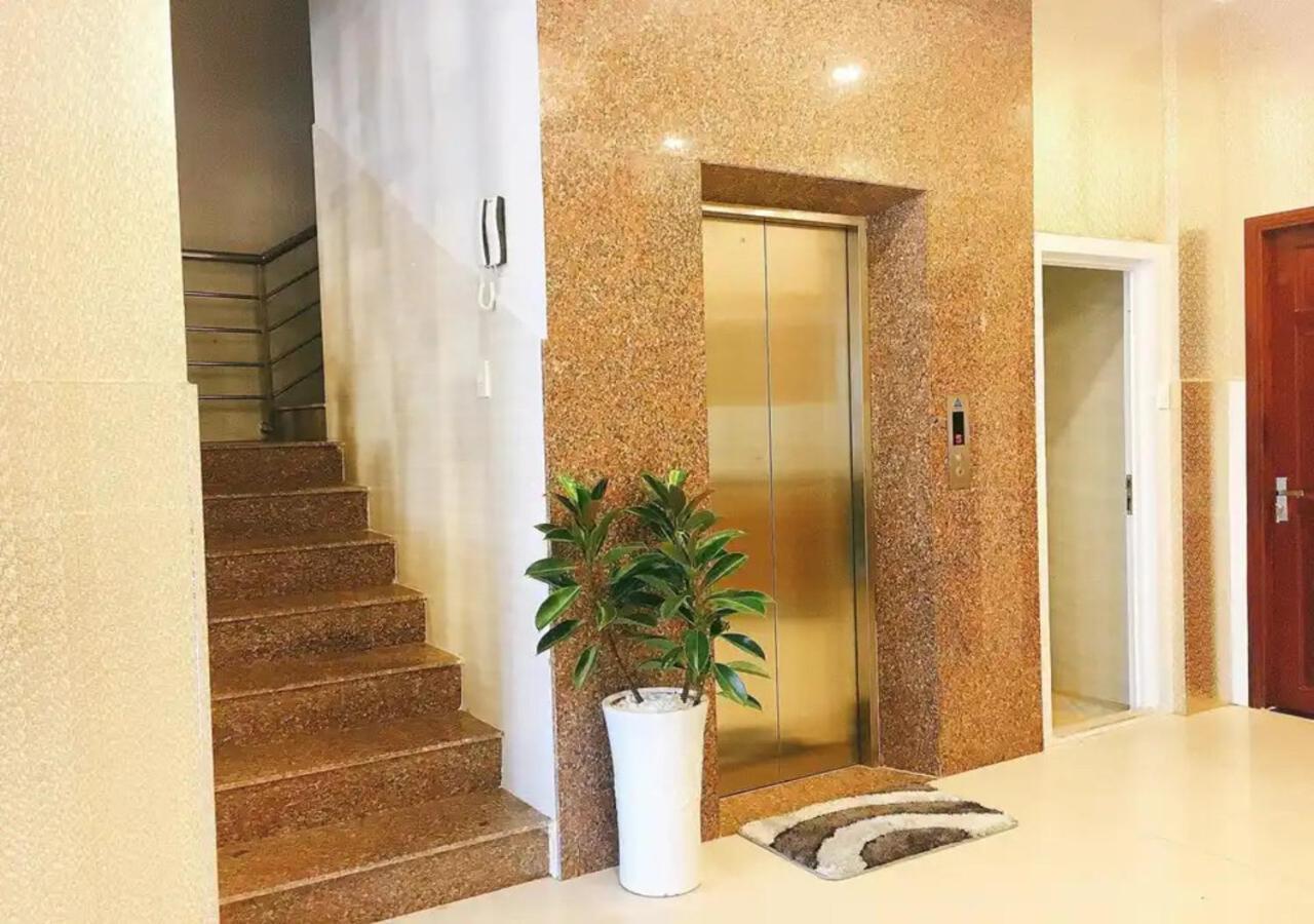 Bros Hotel Хошимін Екстер'єр фото